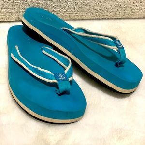 Vintage reef flip flops